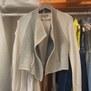 LOFT - Gray and White Cropped Open Front Cardigan - Size M